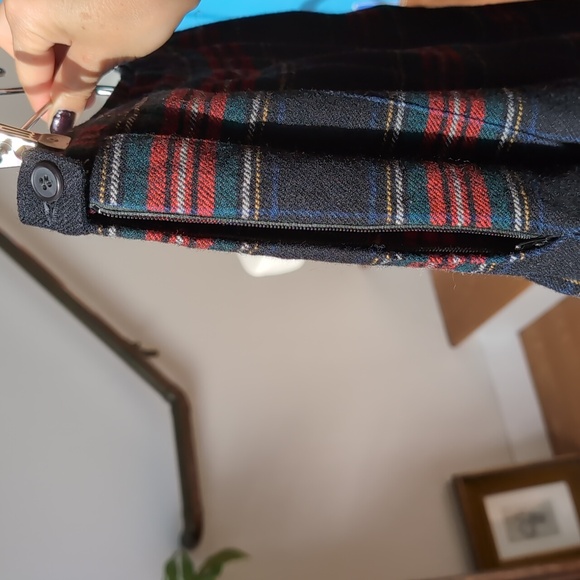 Vintage Pendleton Wool Plaid Skirt, XS - Picture 6 of 7